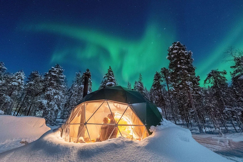 Un village d’igloos fait de neige et de glace